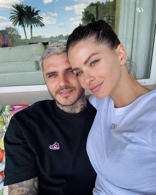 小吧社交秀：胡梅尔斯女友性感T台秀 卡卡与贝克汉姆梦幻同框