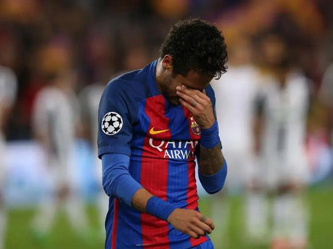 皮克：内马尔该拿次金球，他去巴黎可能觉得在巴萨被梅西掩盖光芒