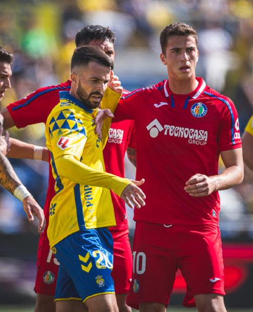 111场进37球!马约拉尔并列赫塔费队史西甲射手王但所用场次更少