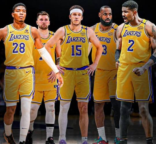 开拓者媒体人：里夫斯状态正佳  等东契奇和老詹回来湖人不容小觑