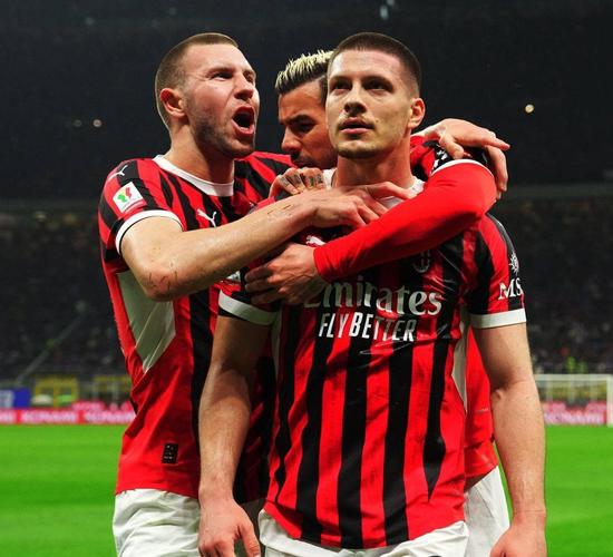 家的感觉!卢克曼共计对阵AC米兰打进4球,全部是在主场攻入