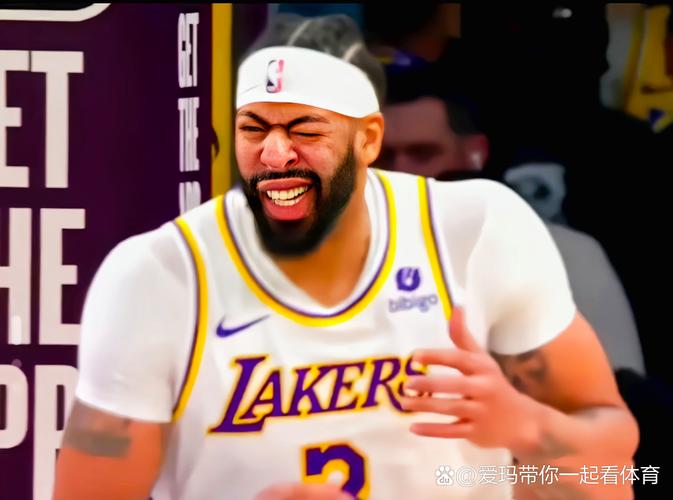 浓眉：信任与竞争是我们强调的重点 今天我们展现了竞争精神