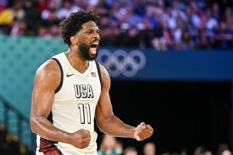 恩比德持球击中巴格利吹防守犯规 奇才挑战成功改判进攻犯规