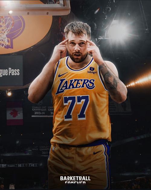 里夫斯会像布伦森那样离队拿顶薪吗?东契奇又要变成光杆司令了?