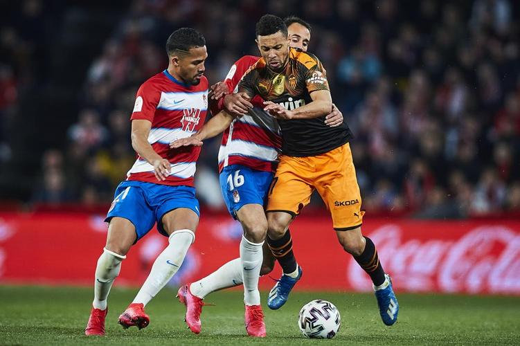 皇马暂3-0瓦伦西亚 姆巴佩双响贝林破门居莱尔助攻维尼修斯失点