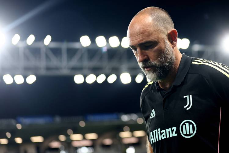 尤文vs克雷莫内塞首发：DV9搭档奥蓬达，麦肯尼、K·图拉姆先发