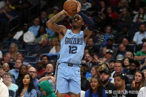 游说里皇续约的工具人？湖人新宠作用远超于此 他令灰熊经理认错